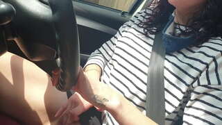 Atsižvelgiant visuomenės automobilio ratai, o žaisti su mano mažas pūlingas