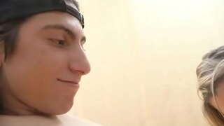 ȋ�い男がエdeepthroatから金髪MILF