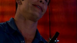 Метро - Mamcitas 01 - сцена 2